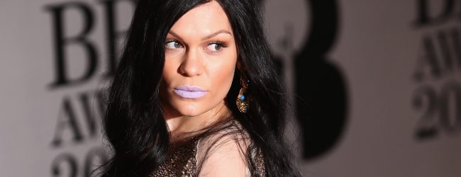 Jessie J – Easy On Me